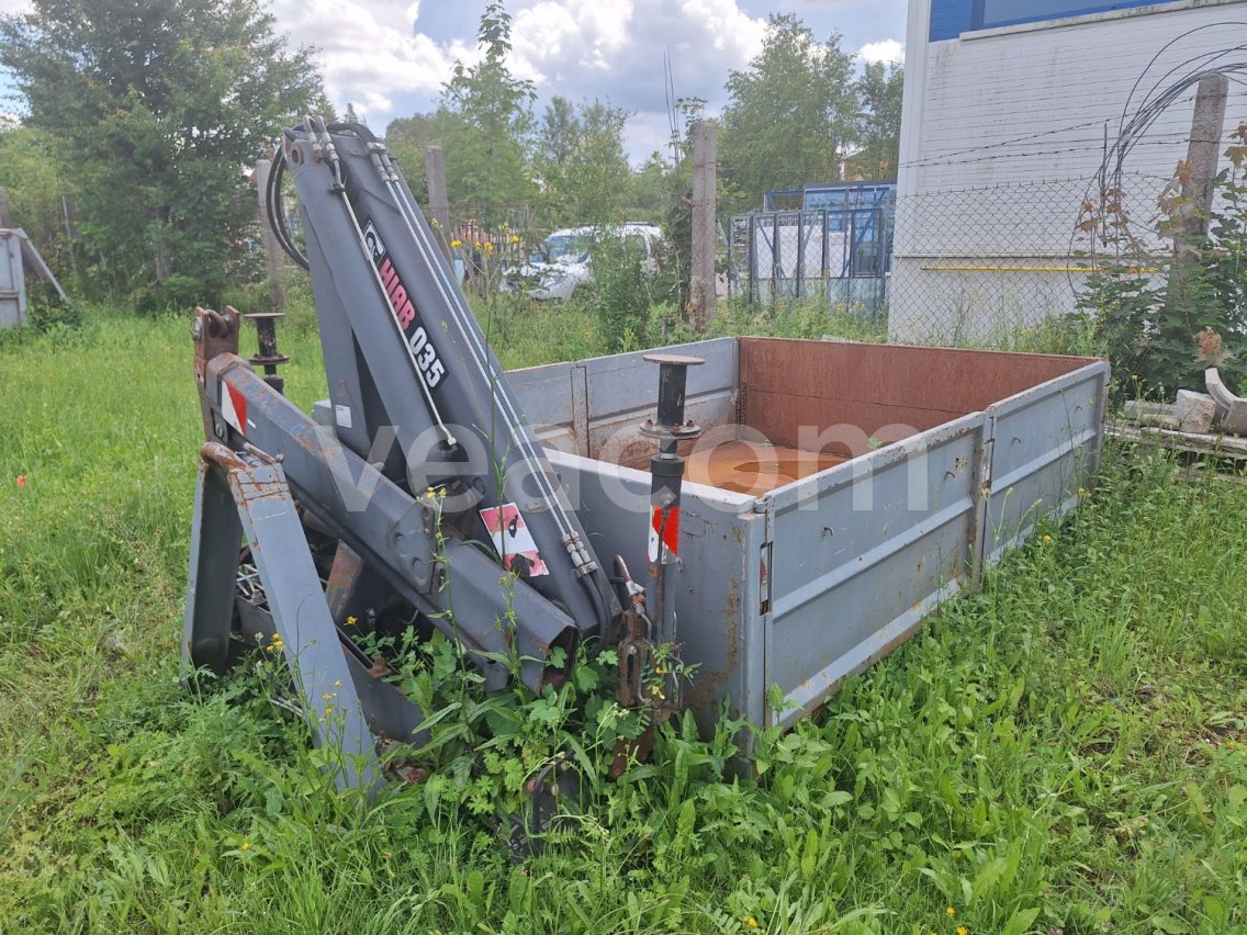 Online auction:   HIAB-035-1 + VALNÍKOVÝ KONTEJNER 3038KVAL5