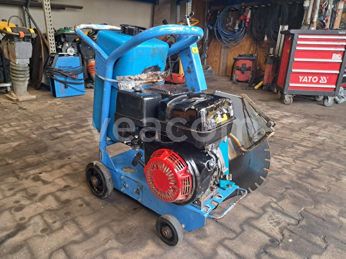 Online-Versteigerung:   WEBER SM 82-3