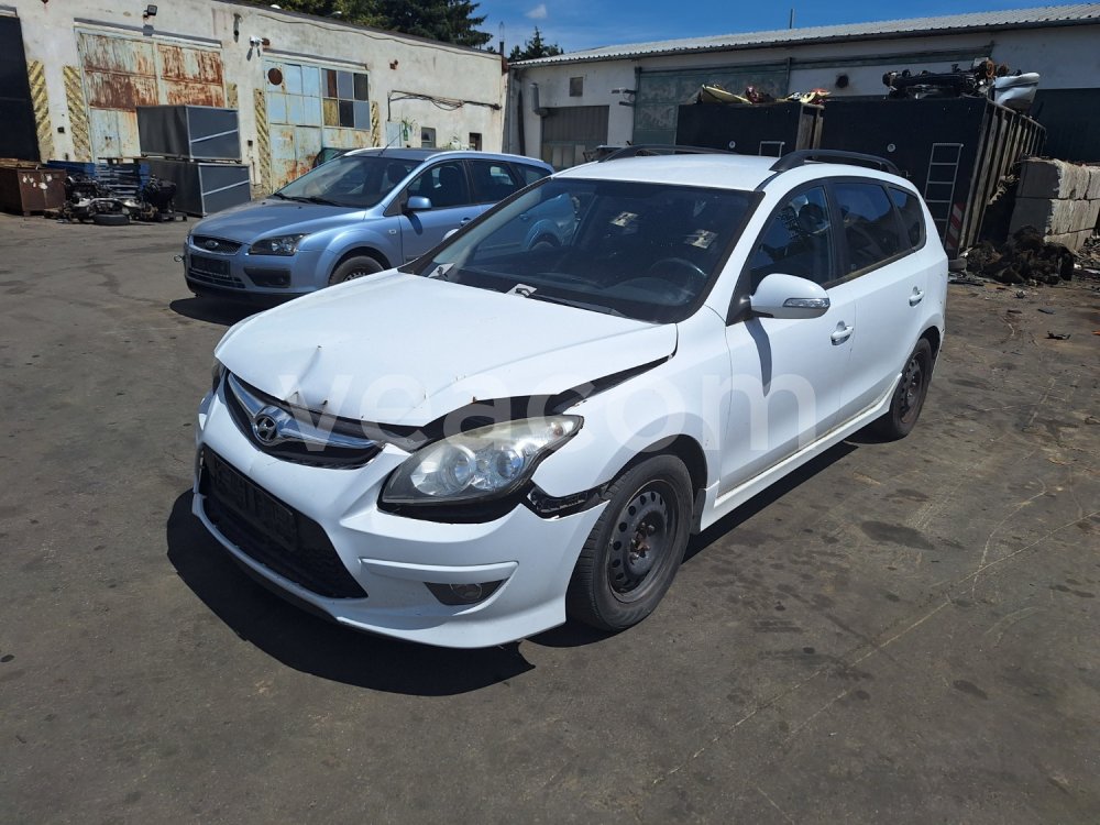 Online aukce: HYUNDAI  I 30CW