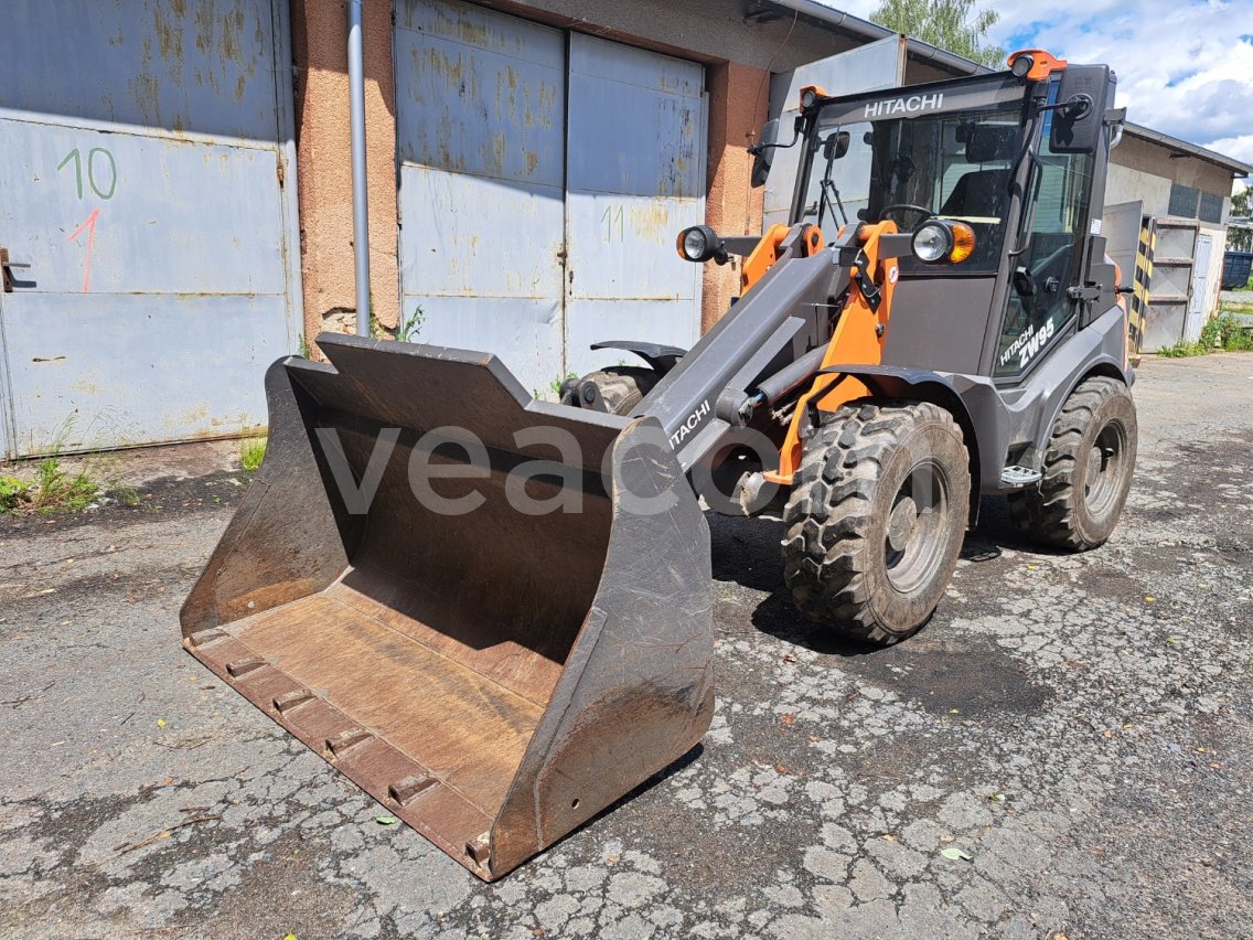 Aukcja internetowa: HITACHI  ZW95-6C 4X4