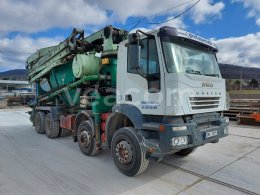 Aukcja internetowa: IVECO  TRAKKER 340 8x4 + CIFA MAGNUM MK28