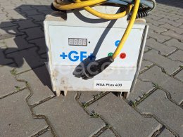 Online auction:   MSA PLUS 400