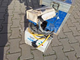 Online auction:   MSA PLUS 400