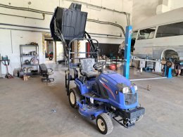 Online aukce: ISEKI  SXG 324
