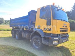 Online auction: IVECO  TRAKKER 6X4