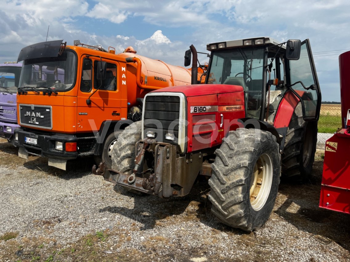 Online aukce: MASSEY FERGUSON  8160