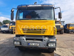 Online auction: IVECO  TRAKKER 480 8X4