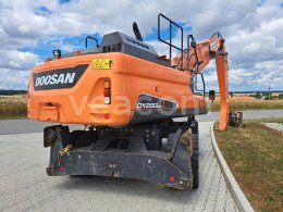 Online aukce: DOOSAN  DX250WMH-5 4X4