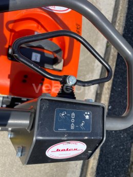 Online aukce: HUSQVARNA  LG164