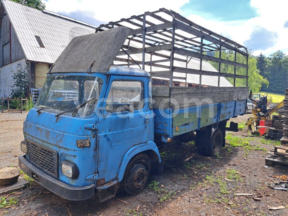 Online aukce: AVIA  A 31 N
