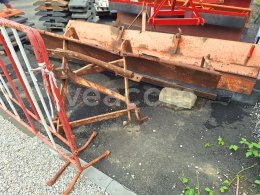 Online aukce:   SNĚHOVÁ RADLICE 300 CM