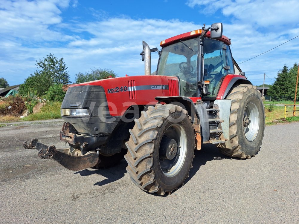 Online aukce: CASE  MAGNUM MX 240, 4X4