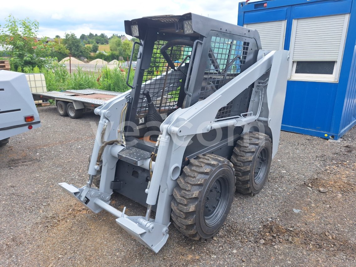 Online aukce: CASE  410 4X4
