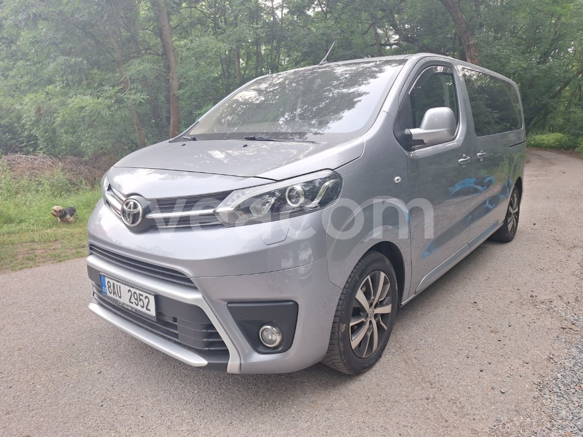 Online-Versteigerung: TOYOTA  PROACE