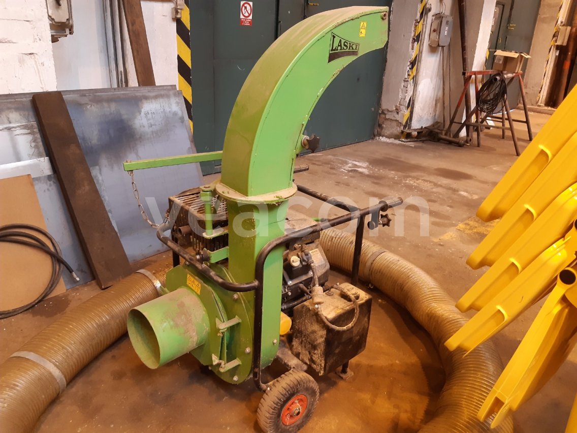 Online auction:   LASKI VD 440