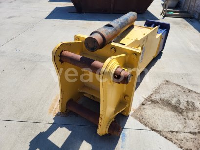 Online árverés:  GIANT GT190