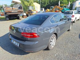 Online aukce: VOLKSWAGEN  PASSAT