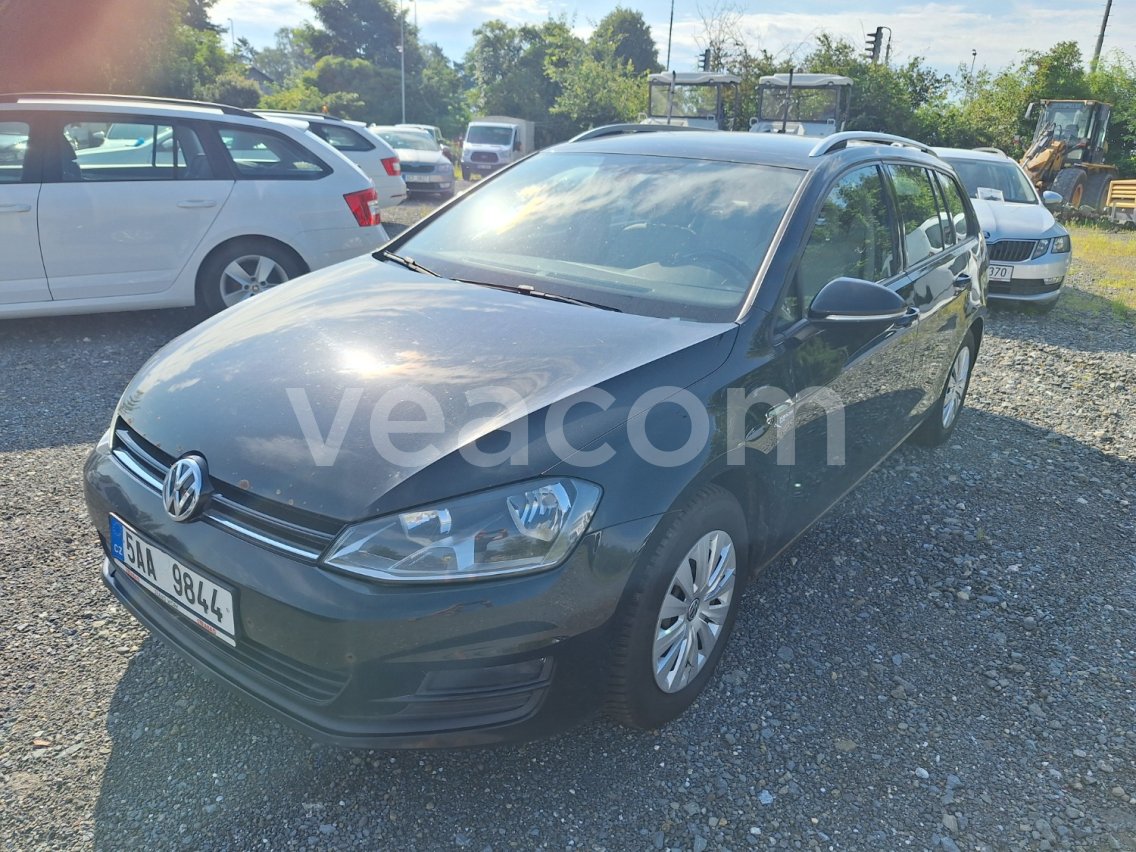 Online-Versteigerung: VOLKSWAGEN  GOLF