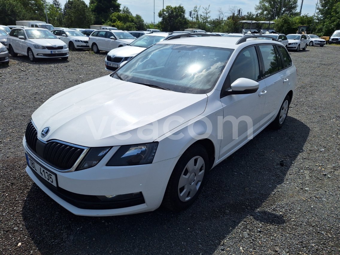 Online aukce: ŠKODA  OCTAVIA