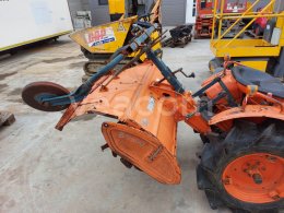 Online árverés:   KUBOTA B 7000