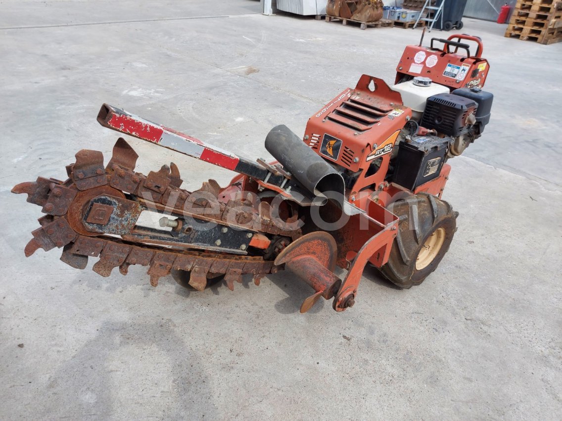 Online aukce:   DITCH WITCH RT12