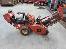 Online auction:   DITCH WITCH RT12