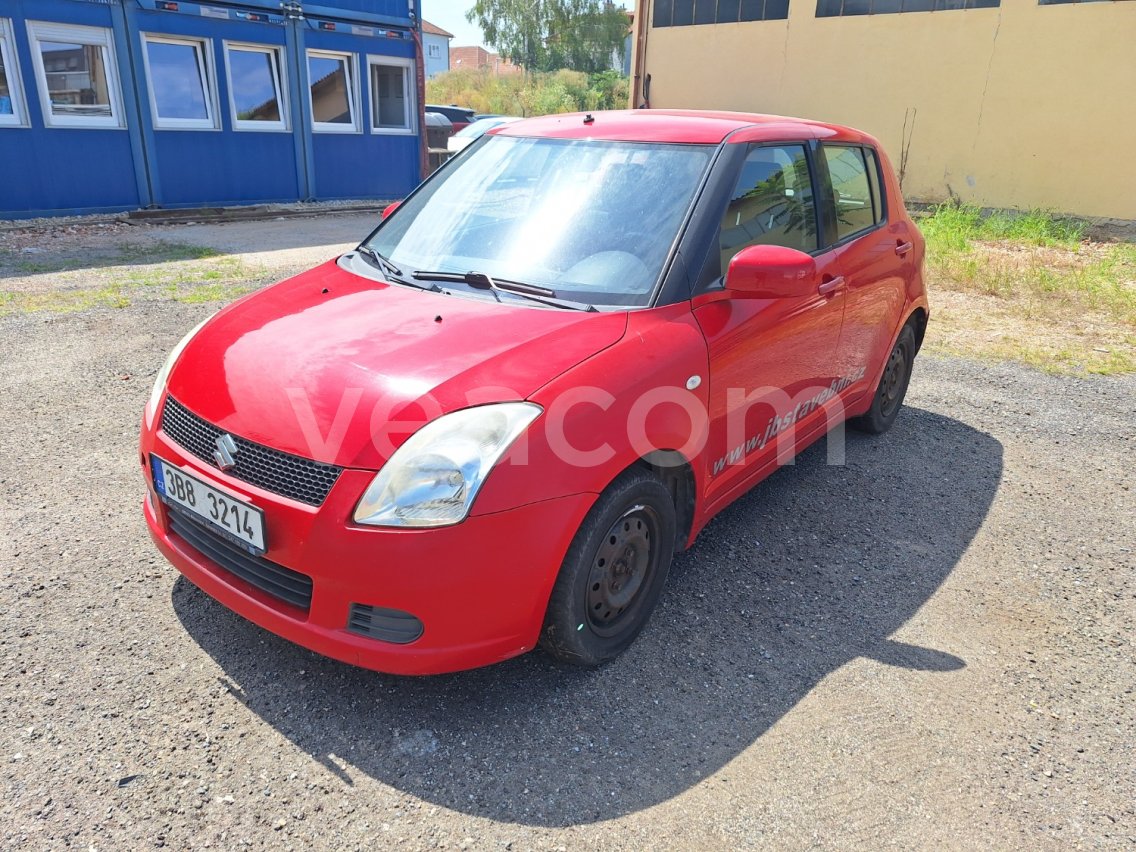 Online árverés: SUZUKI  SWIFT 1.3