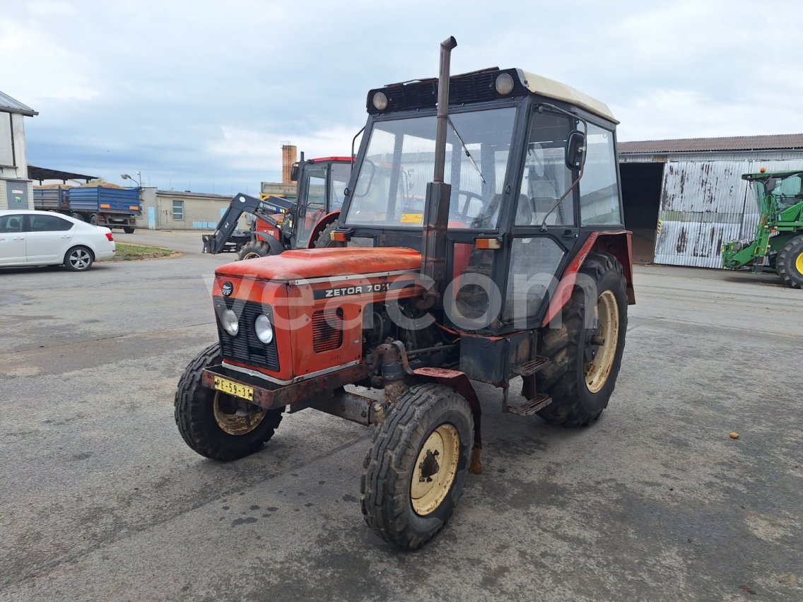 Online aukce: ZETOR  7011