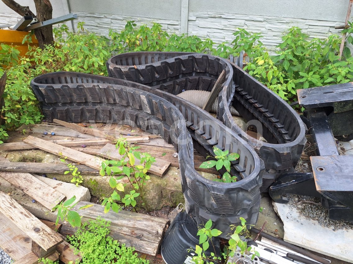Upcoming auction: #21800 GUMOVÉ PÁSY AVT-TRACK | Veacom