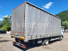 Online aukce: RENAULT  D