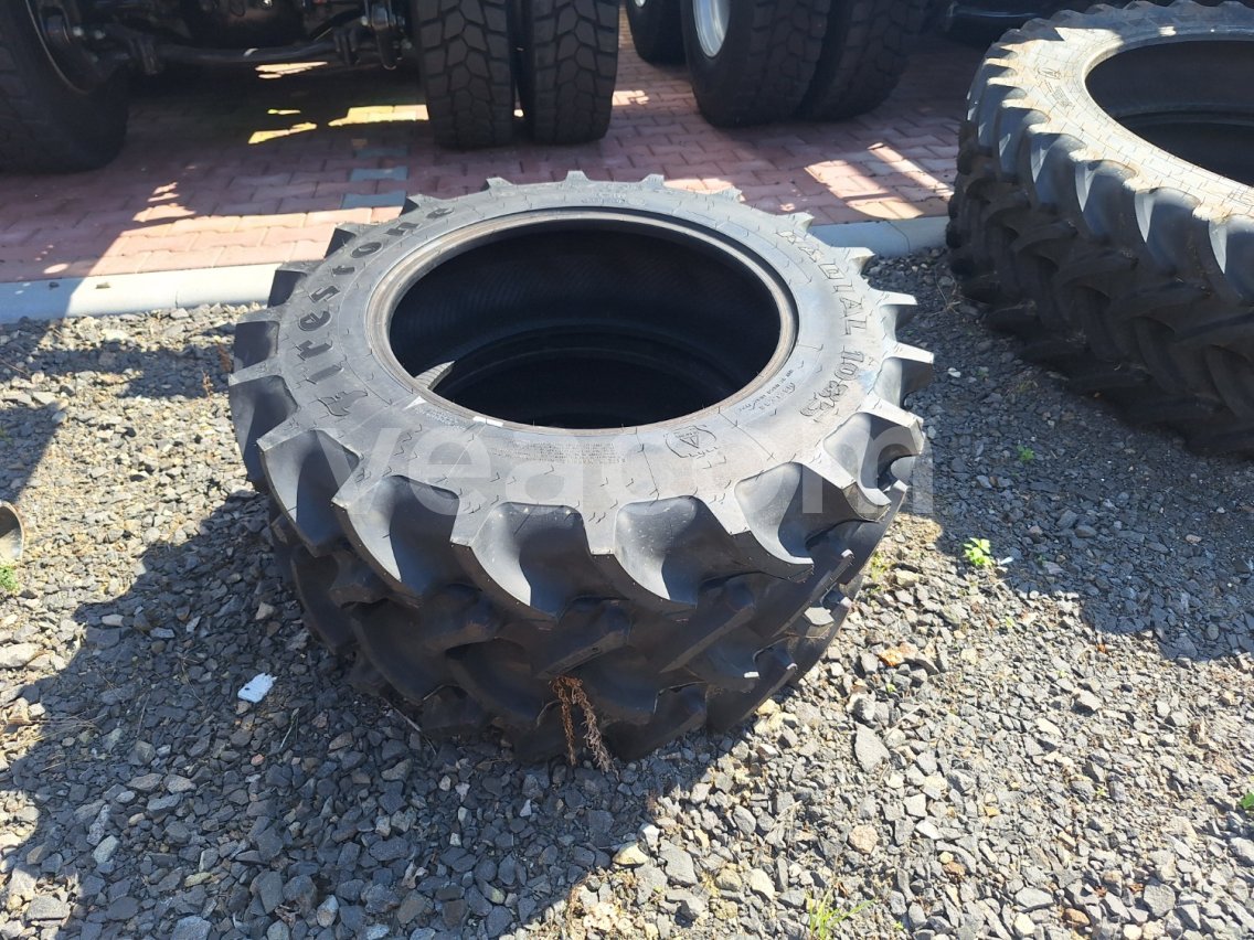 Aukcja internetowa:   2 X FIRESTONE 280/85 R24