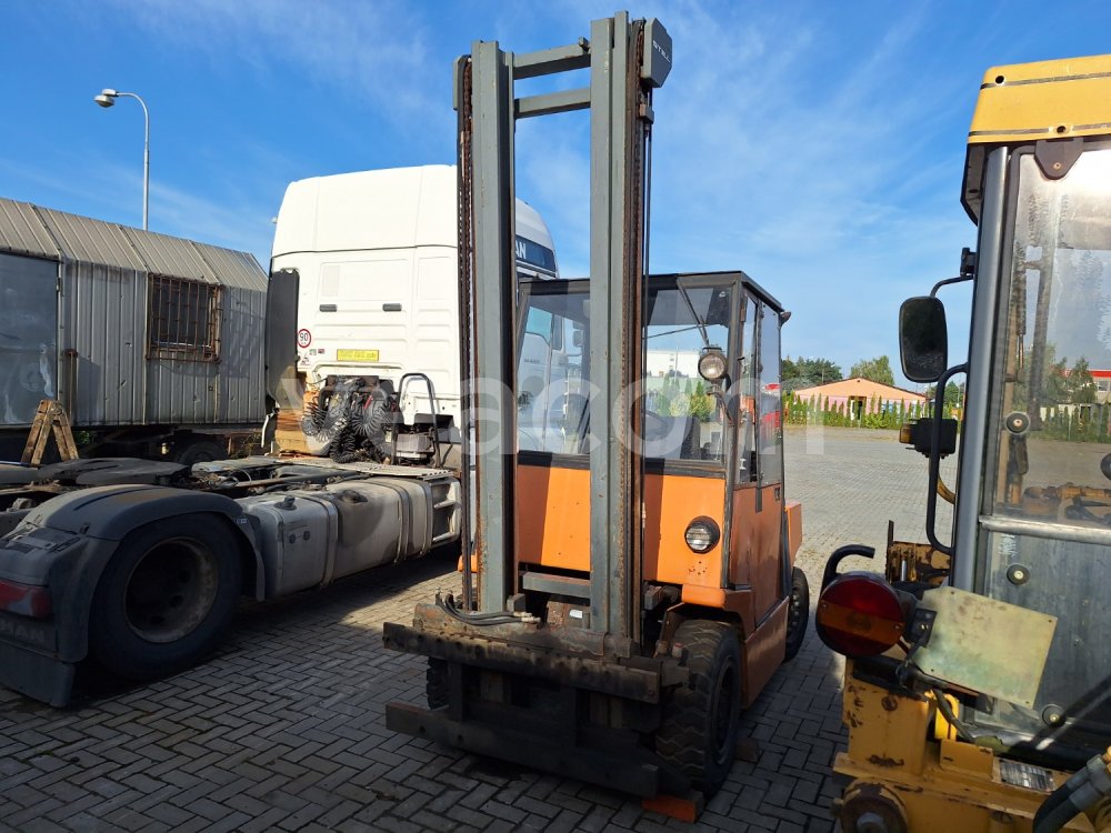 Aukcja internetowa: STILL  4T 151 P2