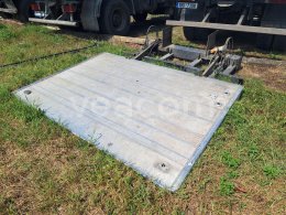 Online aukce:   HYDRAULICKÉ ČELO MBB 1500KL