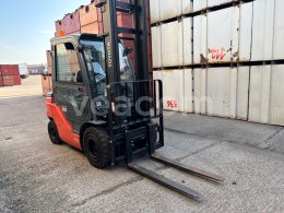 Aukcja internetowa: TOYOTA  52-8FDF25
