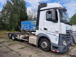 Online aukce: MB  ACTROS 2542 6X2 + KRONE ZZW18