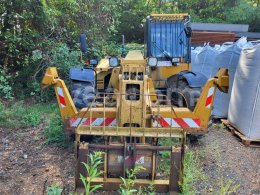 Online aukce: CAT  TH 63 4X4