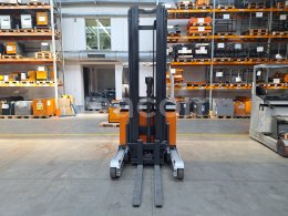 Aukcja internetowa: STILL  FM-X 17