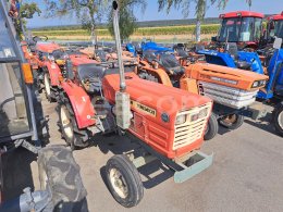 Aukcja internetowa: YANMAR  1401 2 WD
