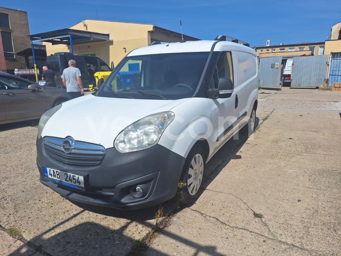 Aukcja internetowa: OPEL  COMBO-D-VAN