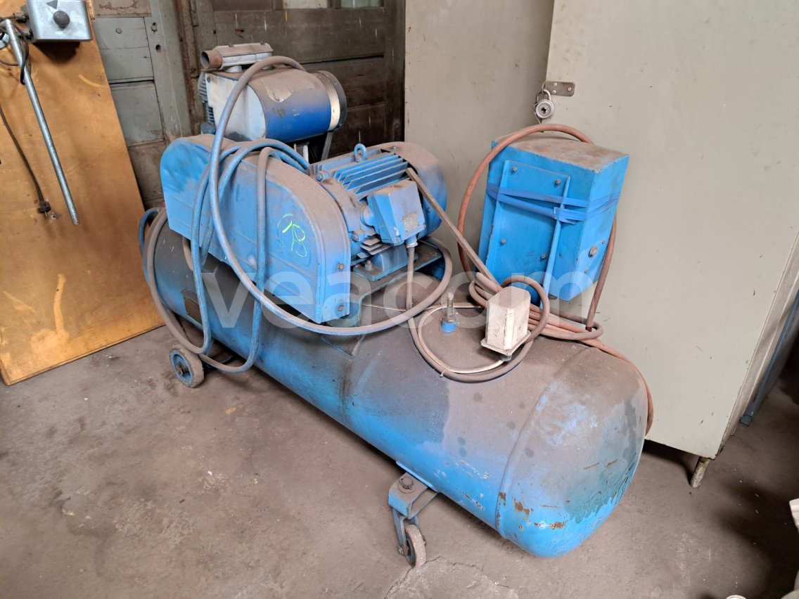 Online auction:   KOMPRESOR VKDI ORLÍK 2 JSK 75-2