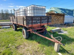 Online-Versteigerung:   Vlečka za traktor