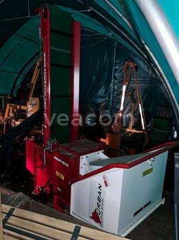 Online auction:   NESENÝ ŠTĚPKOVAČ URBAN TR 110