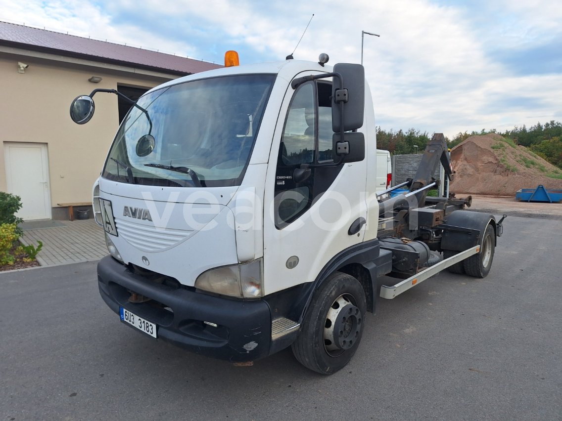 Online aukce: AVIA  D120