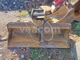 Online aukce:   HYDRAULICKÁ SVAHOVÁ LŽÍCE 150 CM