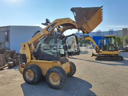 Online aukce: CATERPILLAR  246