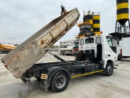 Online aukce: AVIA  D90