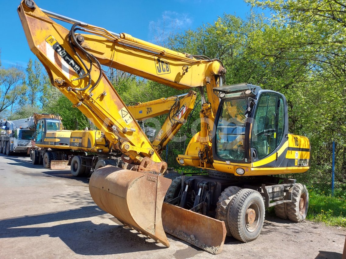 Online árverés: JCB  JS 175 W