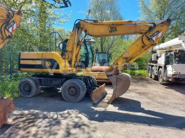 Online aukce: JCB  JS 175 W