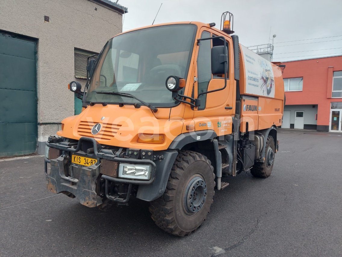 Online aukce: MB  UNIMOG U400 4X4