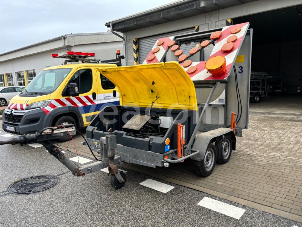 Online aukce:  TRIGANO REMORQUES E 16 26 130AF